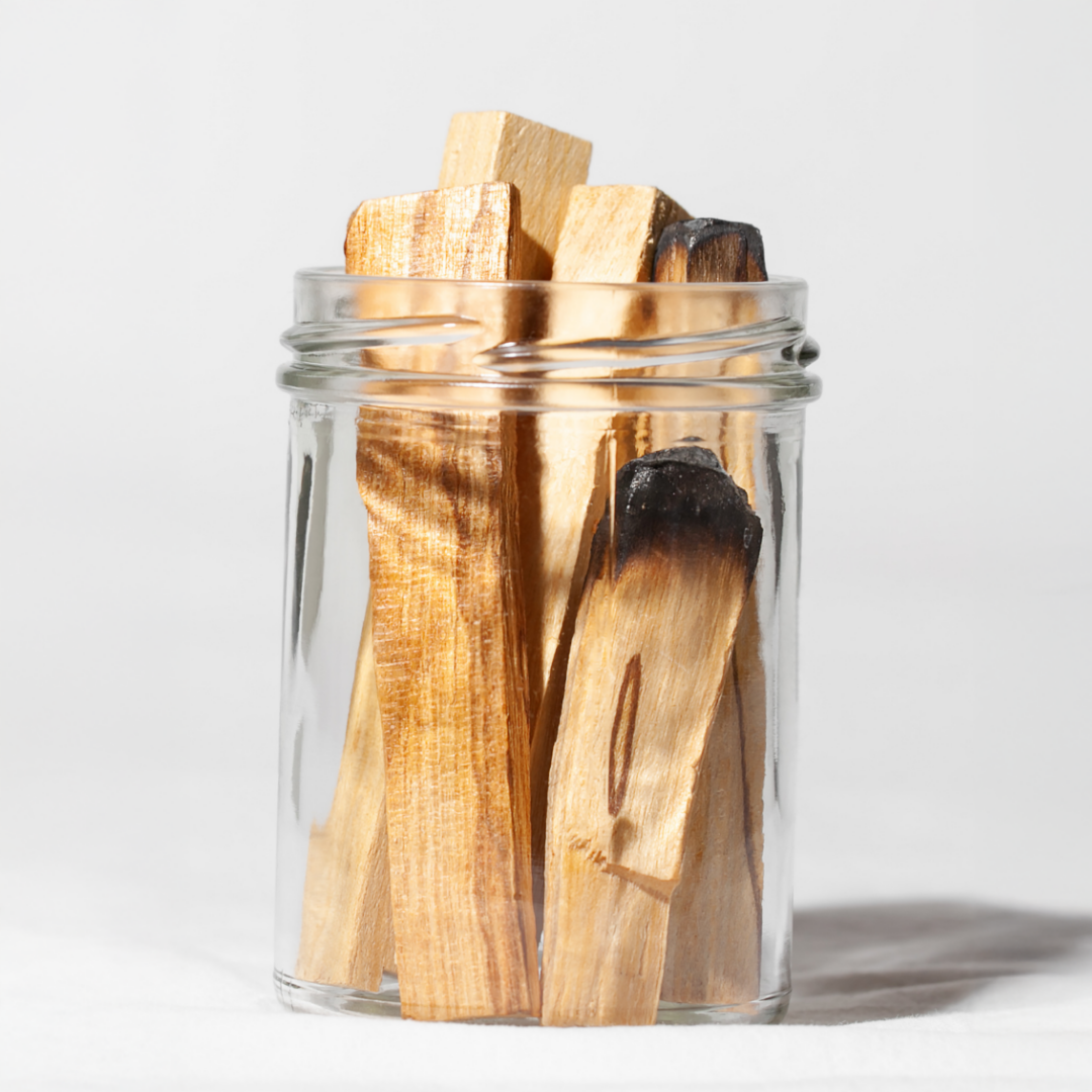 LĀMOR PALO SANTO