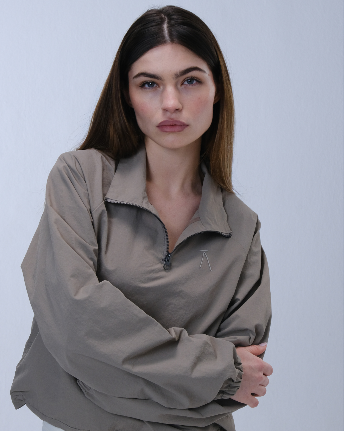LĀMOR - Effortless Chic Windbreaker