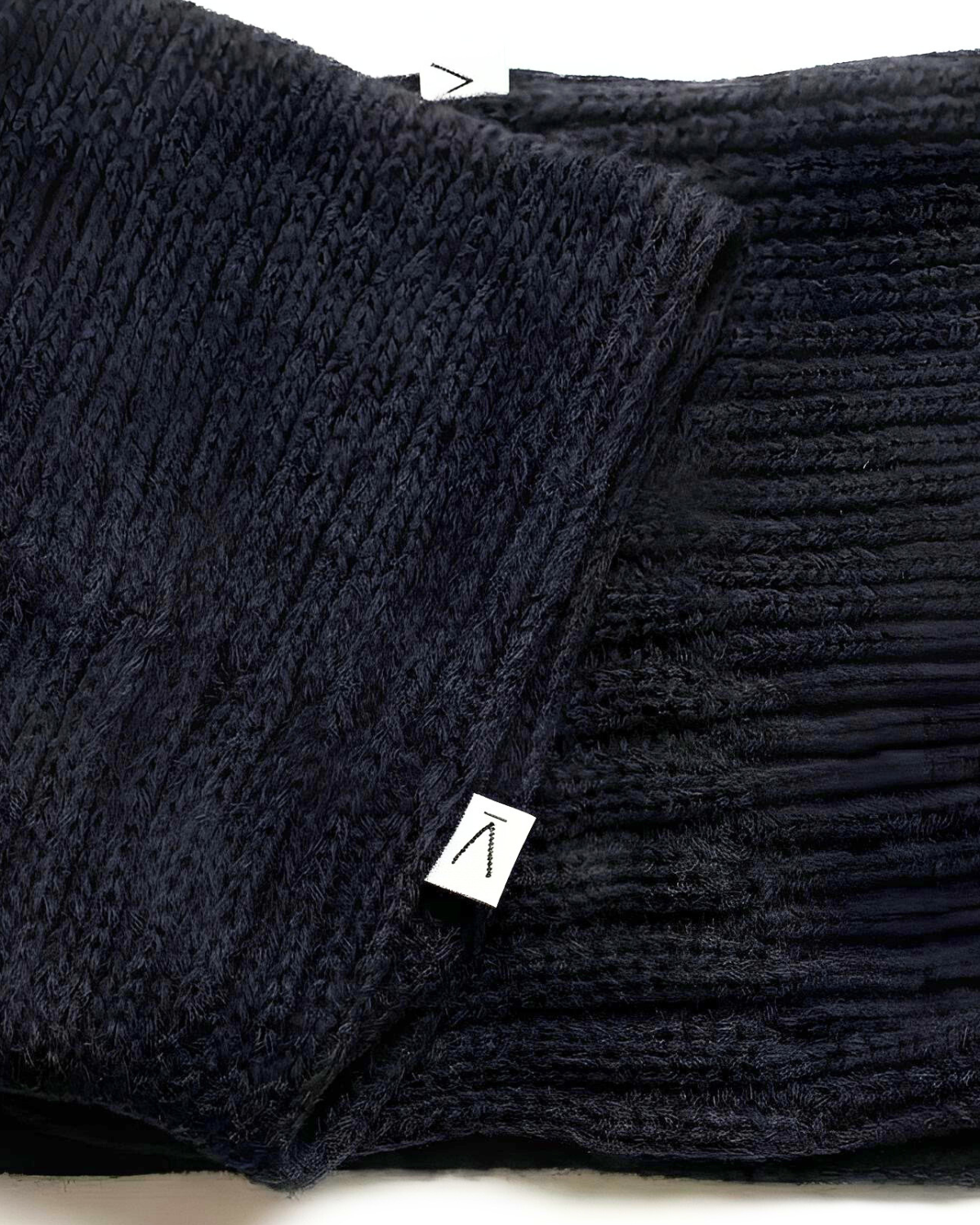 LĀMOR - Luxe Legwarmer